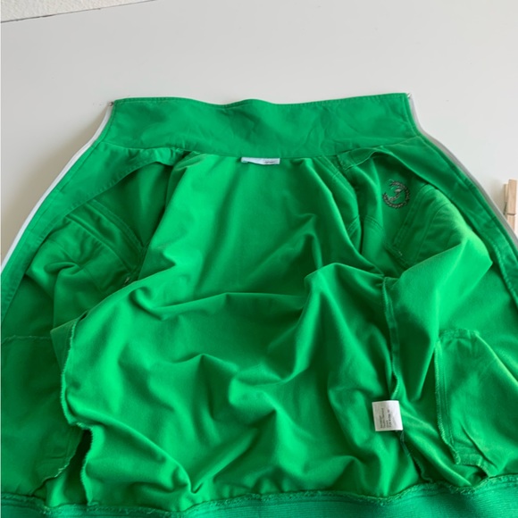 O’Neill‎ retro green zipped jacket, polyester, brown stripe, Med but runs small - Picture 8 of 12